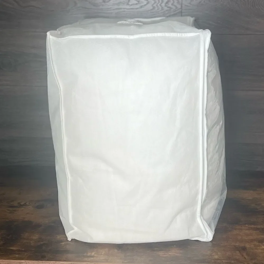 The Company Store Luxe Olympia Down Extra Warmth Comforter in White. Full Size.